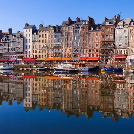 De Charme Dans Un Chateau A 5 Min D'honfleur *