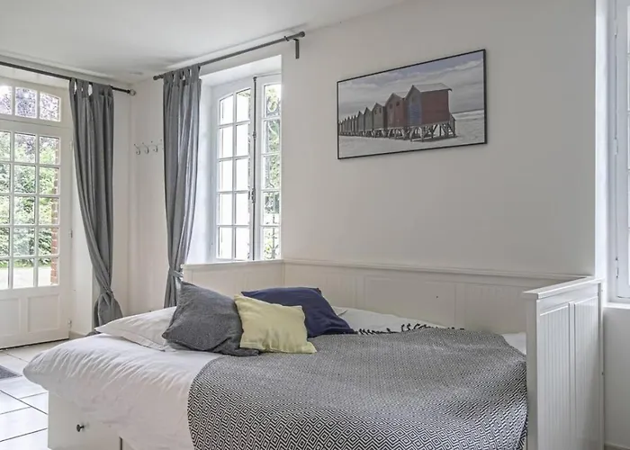 De Charme Dans Un Chateau A 5 Min D'honfleur 아파트